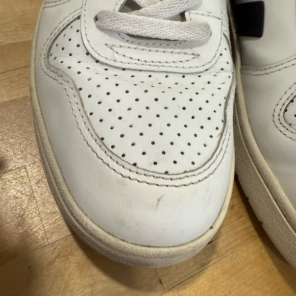 Veja White and Black Casual Sneakers - Picture 16 of 16